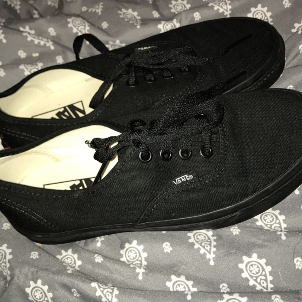 Black vans